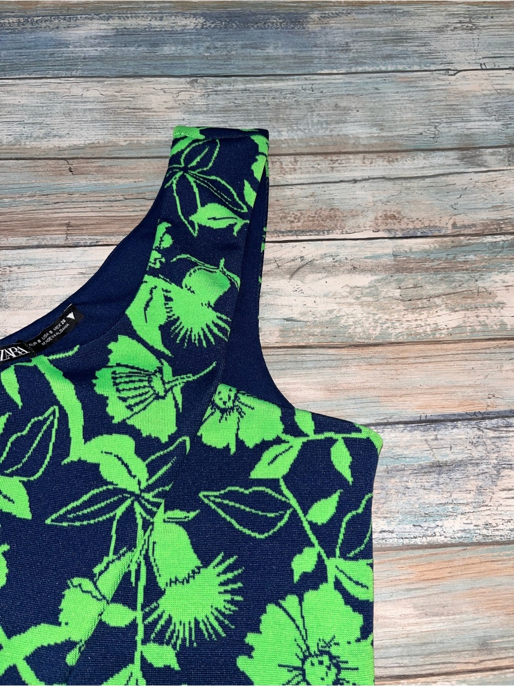 Zara One Shoulder Green Floral Crop Top NWT Small Tropical Resort Party - Picture 4 of 6